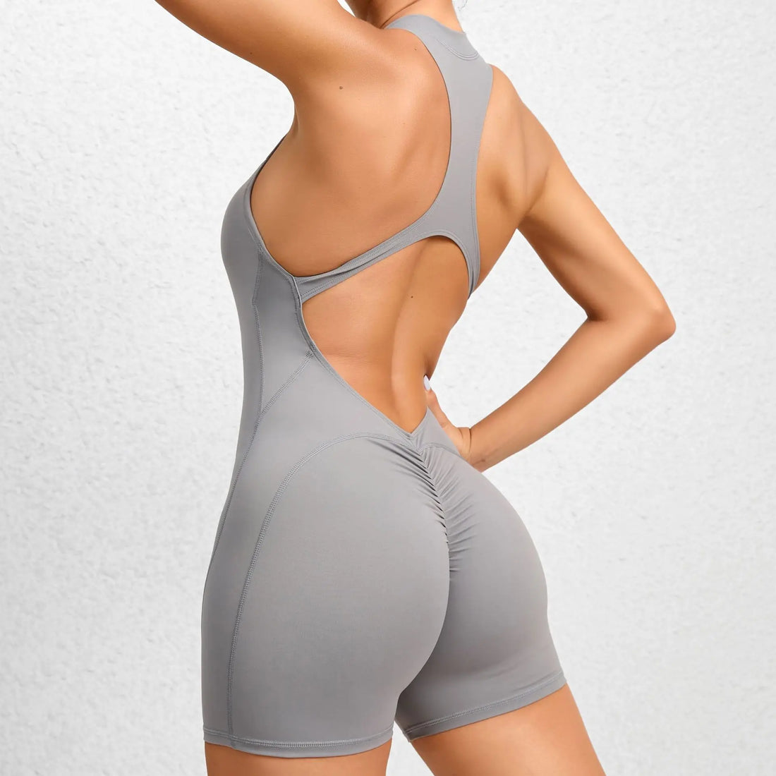 New V-Back Scrunch Sports Jumpsuit – Women’s Sleeveless Gym Romper with Zipper, One-Piece Yoga & Fitness Bodysuit